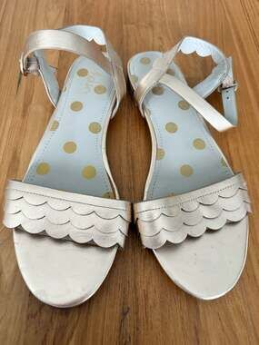 Boden Rose Gold Metallic Scalloped Leather Flat Sandals Size 39